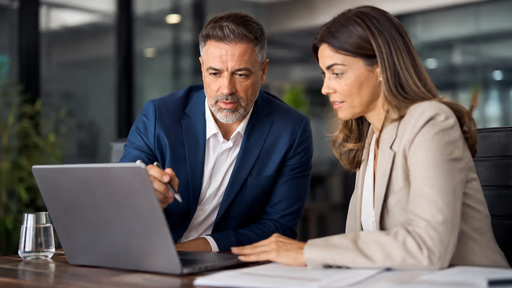 Consultoría de negocios IFSAR